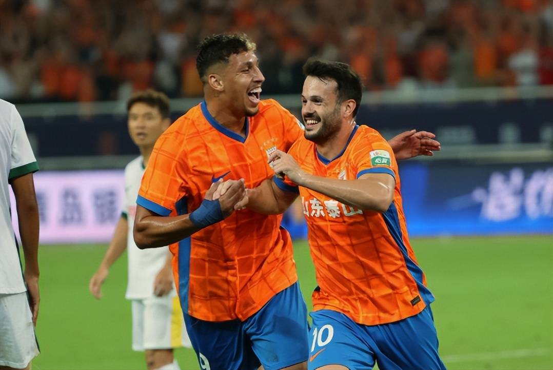 关于冲刺阶段山东泰山调整名单以备中超，复出首秀环节打磨，引发热议，阵容厚度经受考验的信息