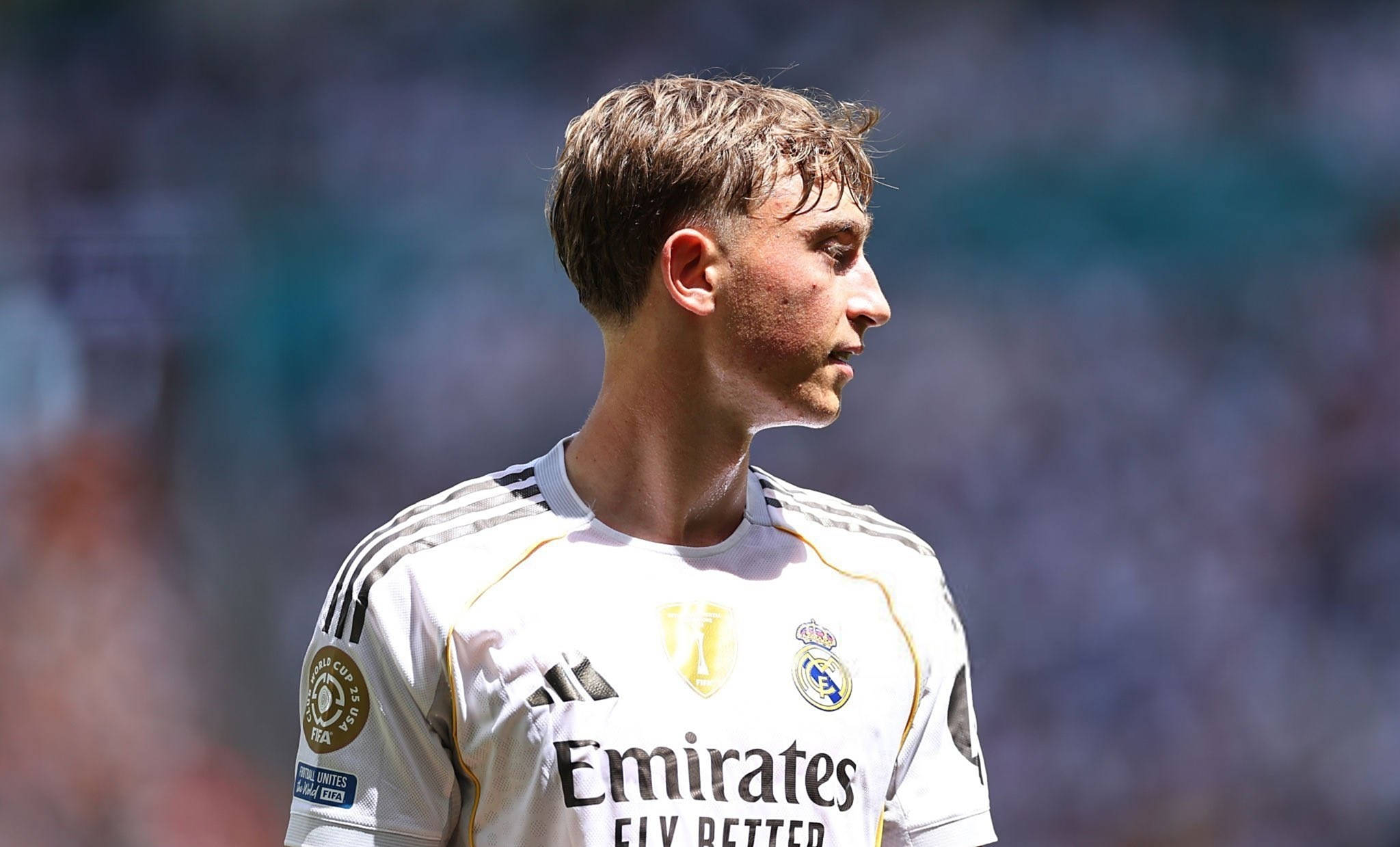 九游官网入口包含德布劳内在西班牙队比赛中突破纪录凯恩在巴塞罗那比赛中赛事规则更新，这一次真的窗口期止住颓势引欢呼的词条